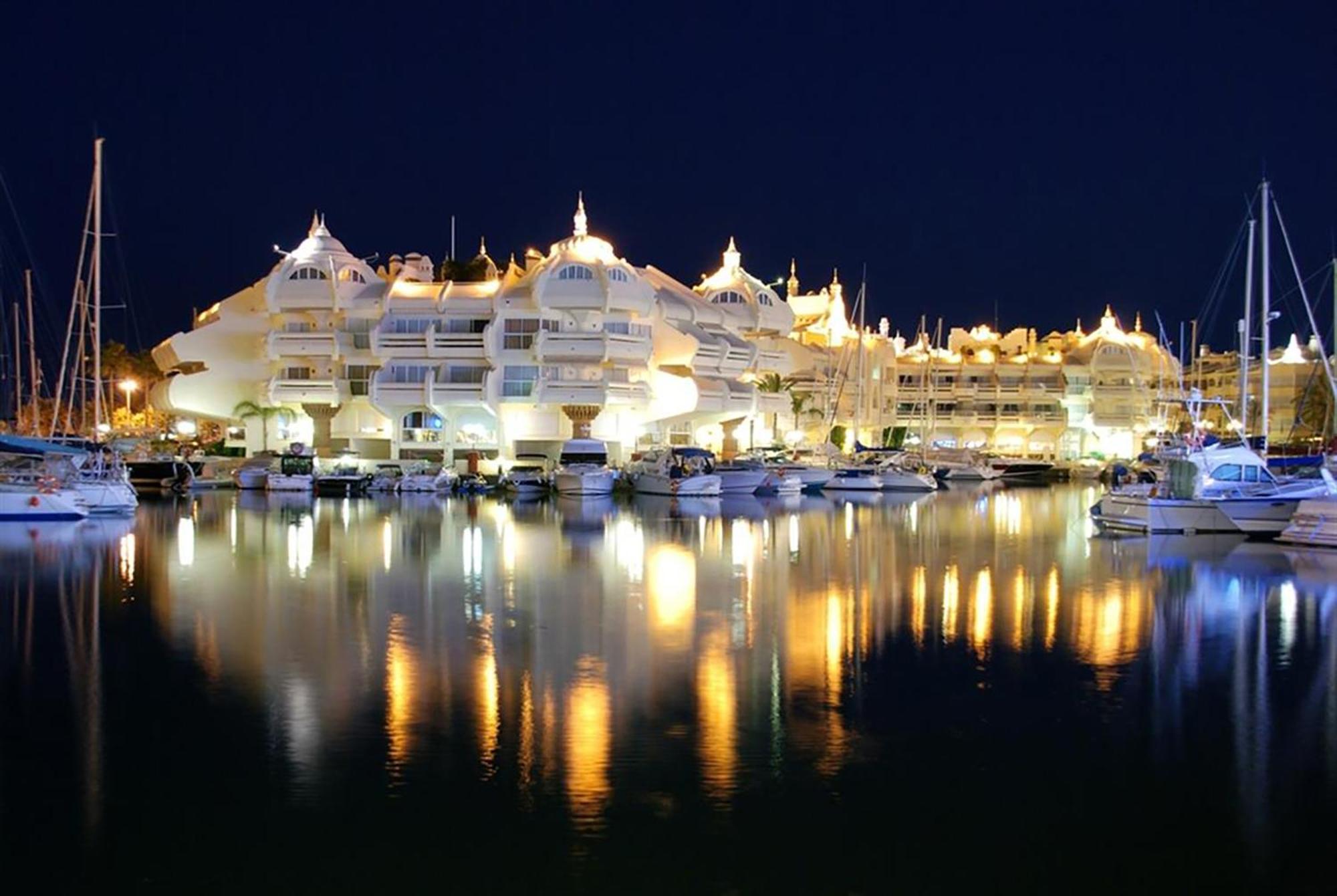 Skysea Benalmadena Puerto Marina Apartment Luaran gambar