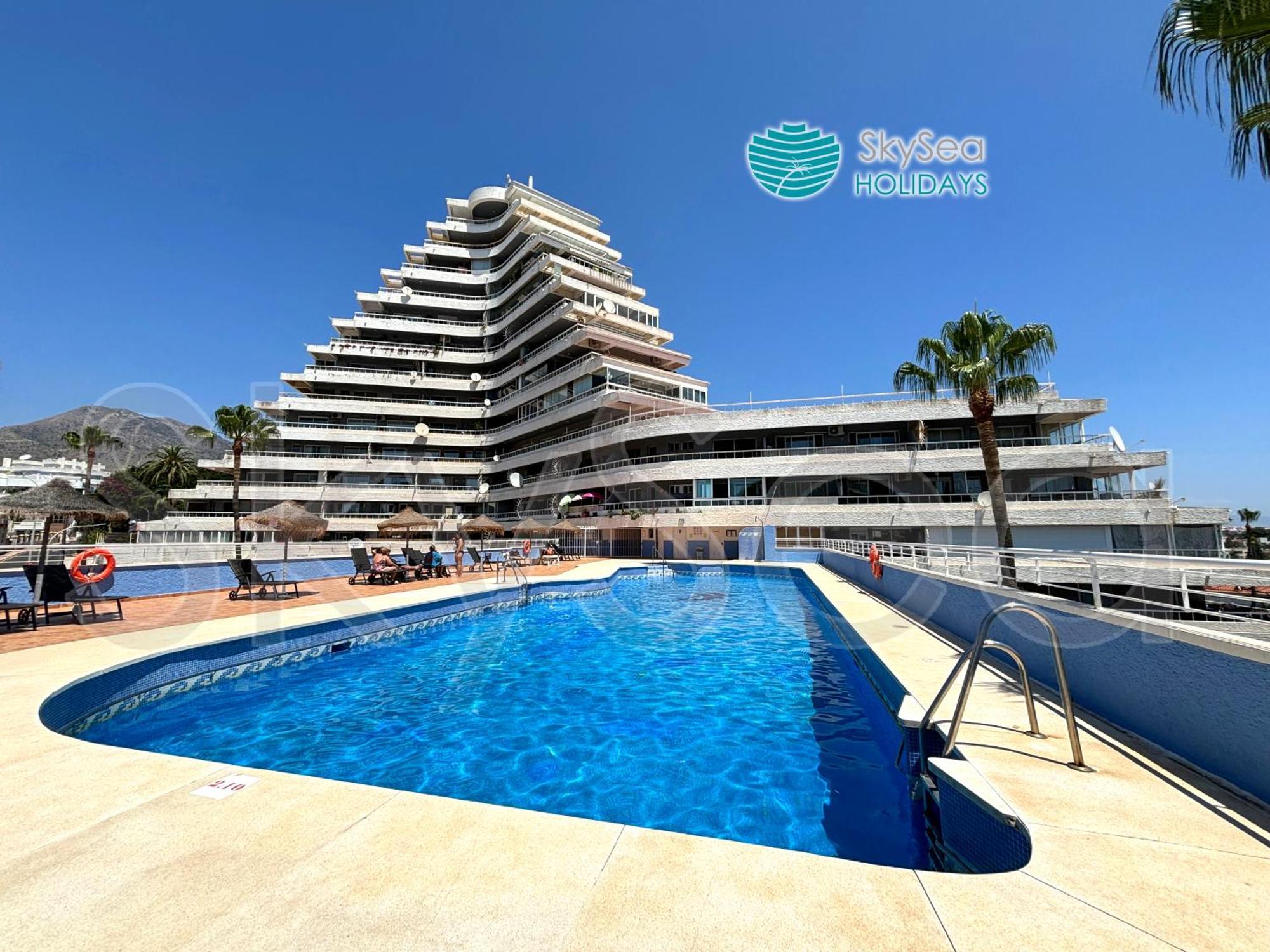 Skysea Benalmadena Puerto Marina Apartment Luaran gambar