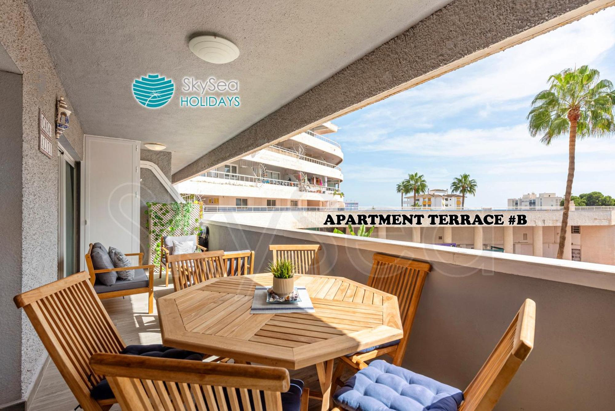 Skysea Benalmadena Puerto Marina Apartment Luaran gambar